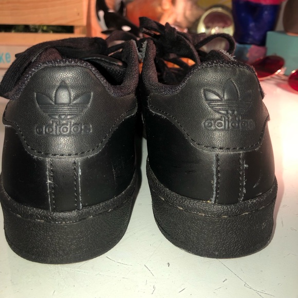 ALL BLACK ADIDAS SHELL TOPS‼️🖤 - Picture 5 of 6